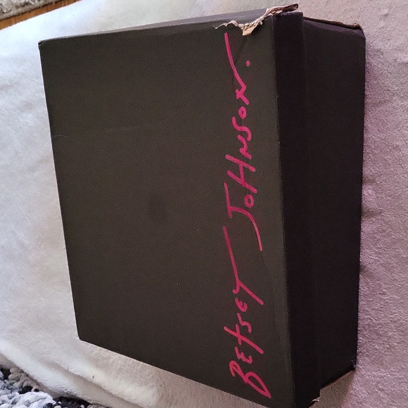 Betsey Johnson Ankle Boots - Picture 10 of 13